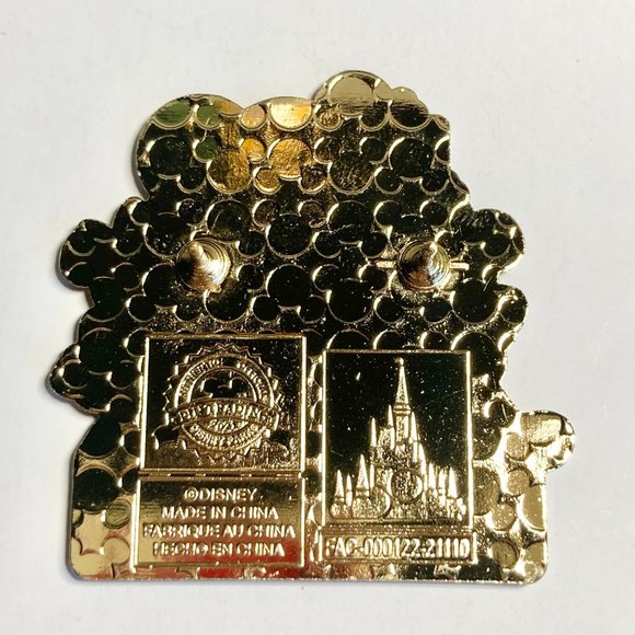 Walt Disney World 50th Year Anniversary Pin Mickey Minnie Mouse Castle NWT Ltd - Picture 6 of 8